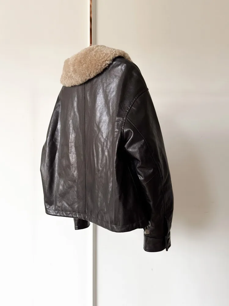 Abrigo de invierno de piel auténtica para mujer, abrigo informal holgado con cuello de lana a la moda, ropa de calle gruesa y cálida chaqueta de piel de oveja