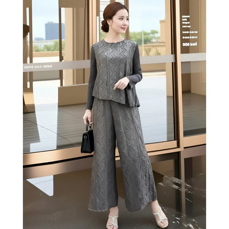 

Костюм-двойка Miyake: плиссированный топ и широкие брюки, женский, весна-лето 2026, новая модная коллекция, стройнящий эффект