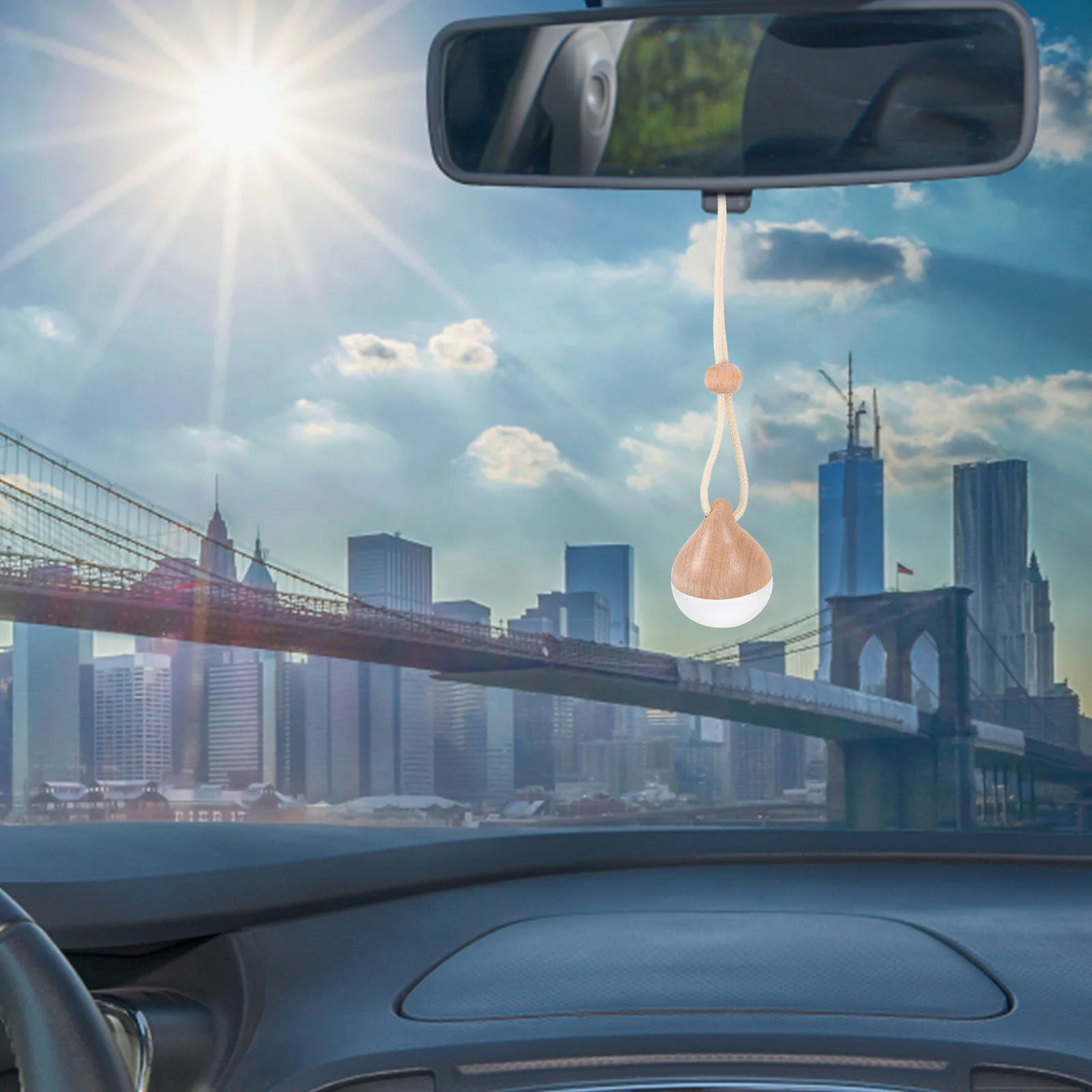 

4pcs Car Perfume Pendant 8Ml Refillable Glass Aromatherapy Diffuser For Essential Oil Car Hanging Decor Rear View Mirror