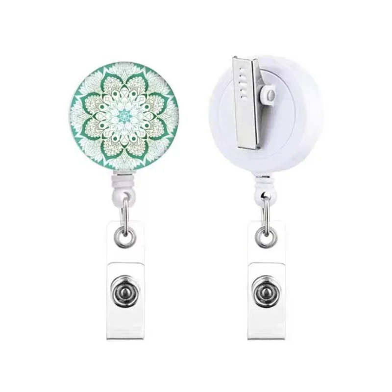 Cartoon Lovely Women Nurse Doctor Medical Badge Clip Badge Reel Chowane broszki dla pracowników szpitalnych etui na wizytówki