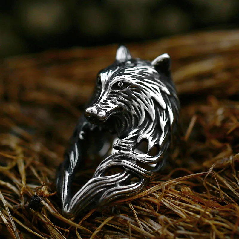 Steel Soldier  Wholesale Mens StainlessSteel Antique Punk Crystal Animal Design Big Wolf Head Ring