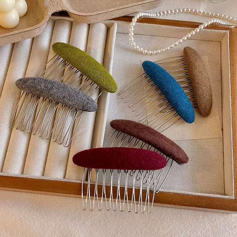 Retro-Stil Filzkamm mit ovalem Metallgestell – für voluminöse Hochfrisuren, Damen-Haaraccessoire – Detail 6