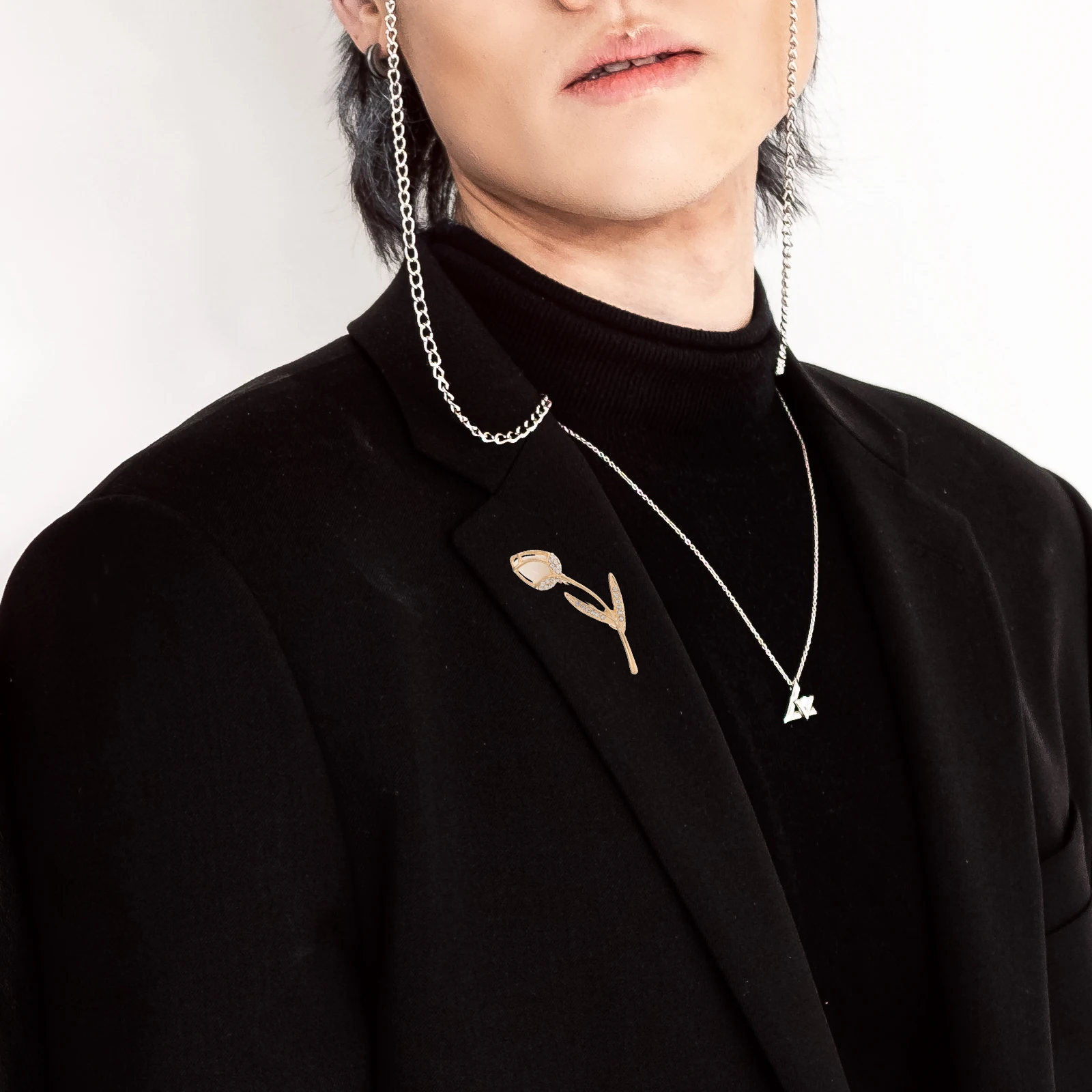 

Unique Tulip Brooch Pin Stylish Flower Jewelry for Women Perfect Size Easy to Clean and Maintain Gift Tulip Brooch