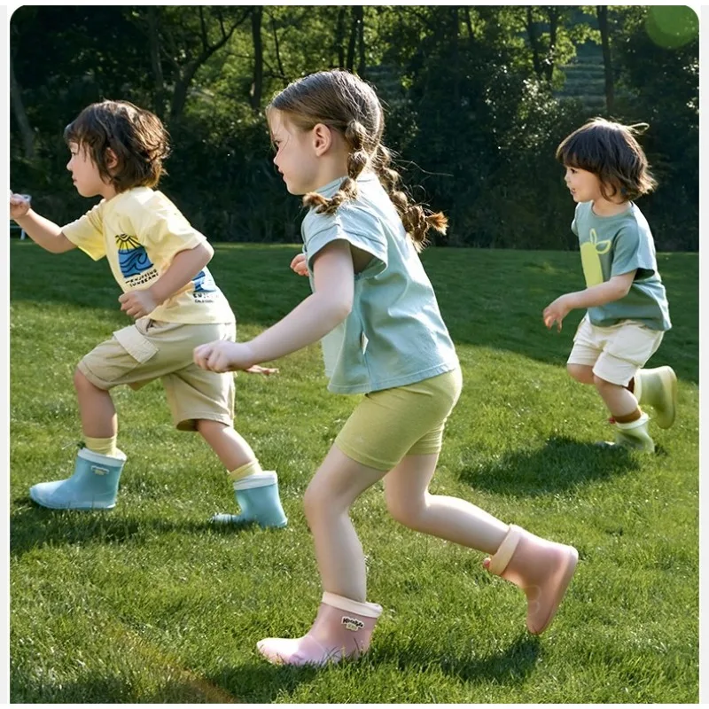 مكافحة زلة الكرتون الأطفال احذية المطر مقاوم للماء Oes للطفل محايد Sle أحذية أطفال للمطر والرطوبة الأحذية في الهواء الطلق