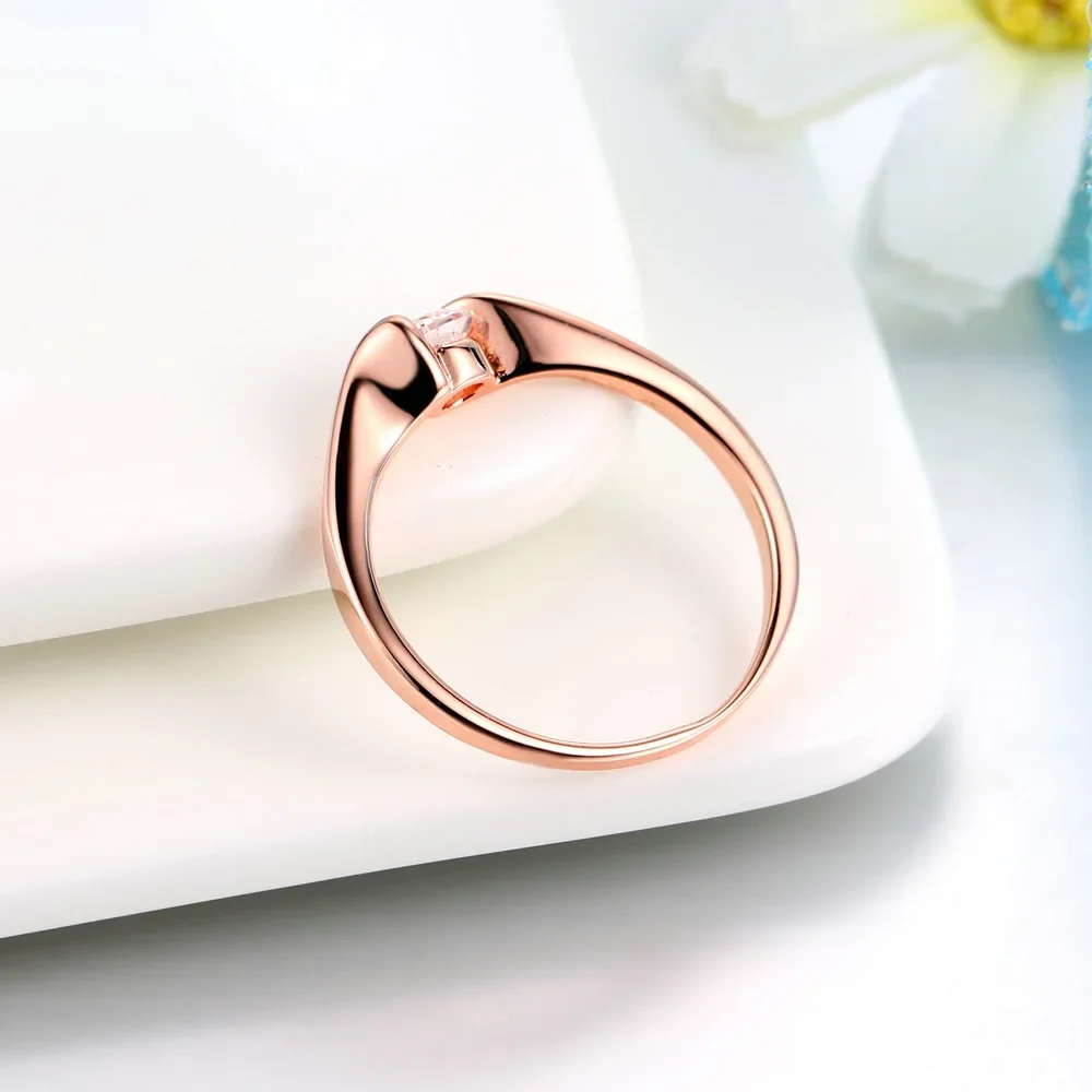 Y2K 2024 New Stainless Steel Trendy Women  Exquisite Girl Simple Shiny Zircon Ring  Fashion Light Luxury Jewelry Gift