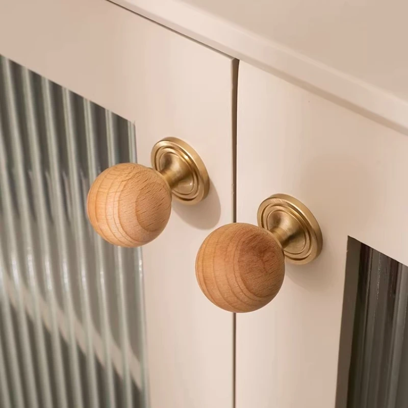 

Винтажная латунная ручка-шар для мебели, декоративная фурнитура для деревянных шкафов и дверей гардероба