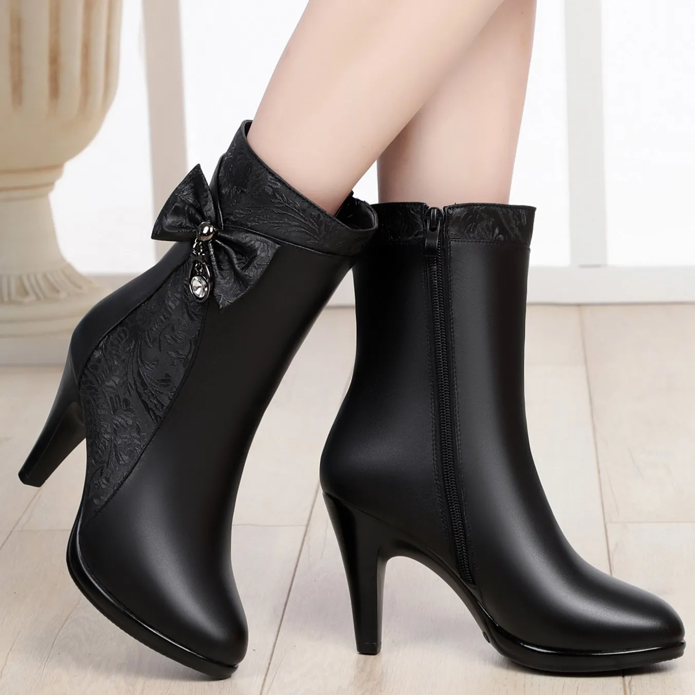 AIYUQI Winter Boots Women Wool Keep Warm 2026 New Genuine Leather Shoes Woman Boots Fashion Bow Female Fashion Boots Thick Heel