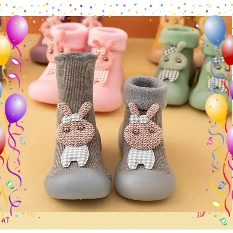 الأطفال داخلي زائد المخملية الدافئة وغير زلة طفل لينة أسفل عروسة كارتون الثلوج سميكة حذاء طفل صغير حذاء طفل الصبي