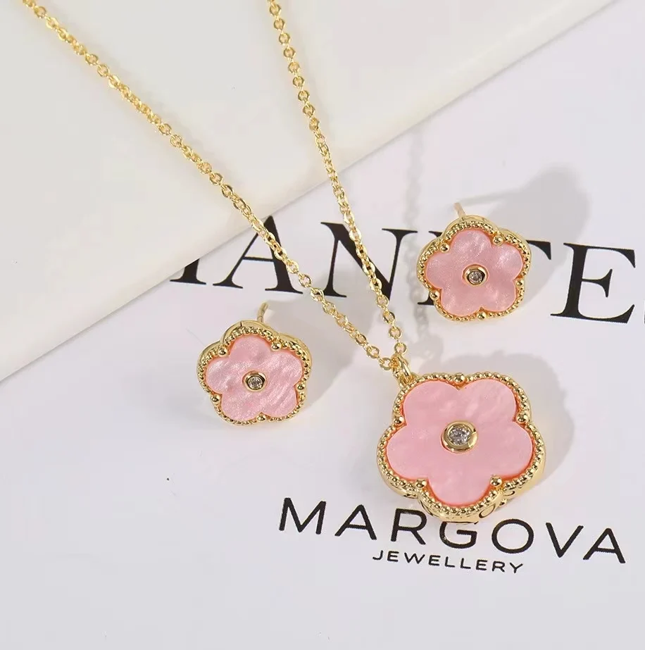 Clover New Design Flower Plant Pendant Necklace Earrings Jewelry Set Women\'s Stainless Steel Chain High Quality Luxury Bride