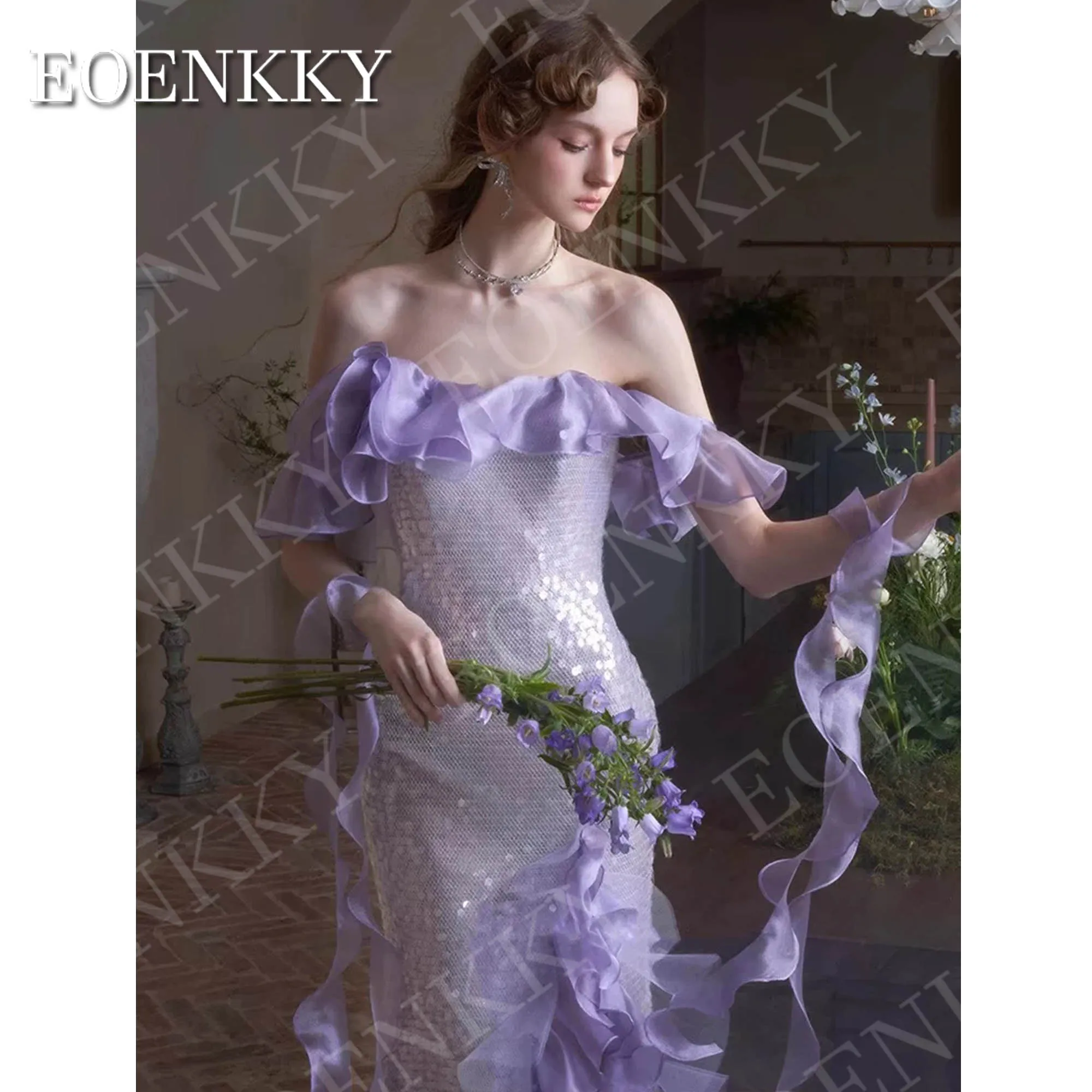 فساتين سهرة لامعة من EOENKKY فستان رائع للحفلات الراقصة ترتر أرجواني مكشوف الأكتاف وكشكشة حورية البحر فستان حفلات مخصص من فساتين المساء المتلمعة فستان حفل حفل رائع باكين اللون البنفسجي قبالة الكتف الرافعات حورة البحر ف