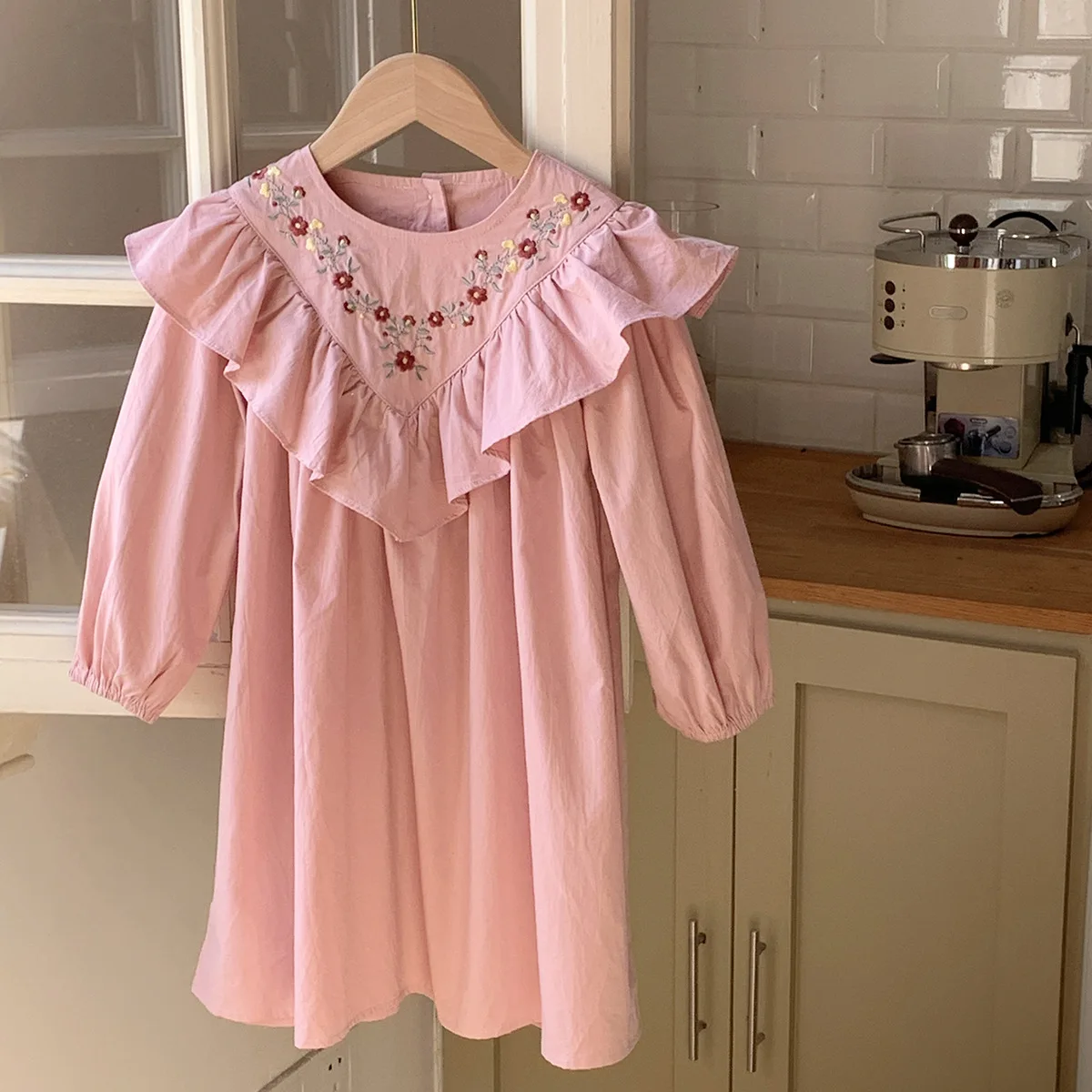 

2025 Spring Autumn New Baby Girl Dress French Lotus Leaf Collar Flower Embroidered Sweet Long Sleeve Dress for Girls