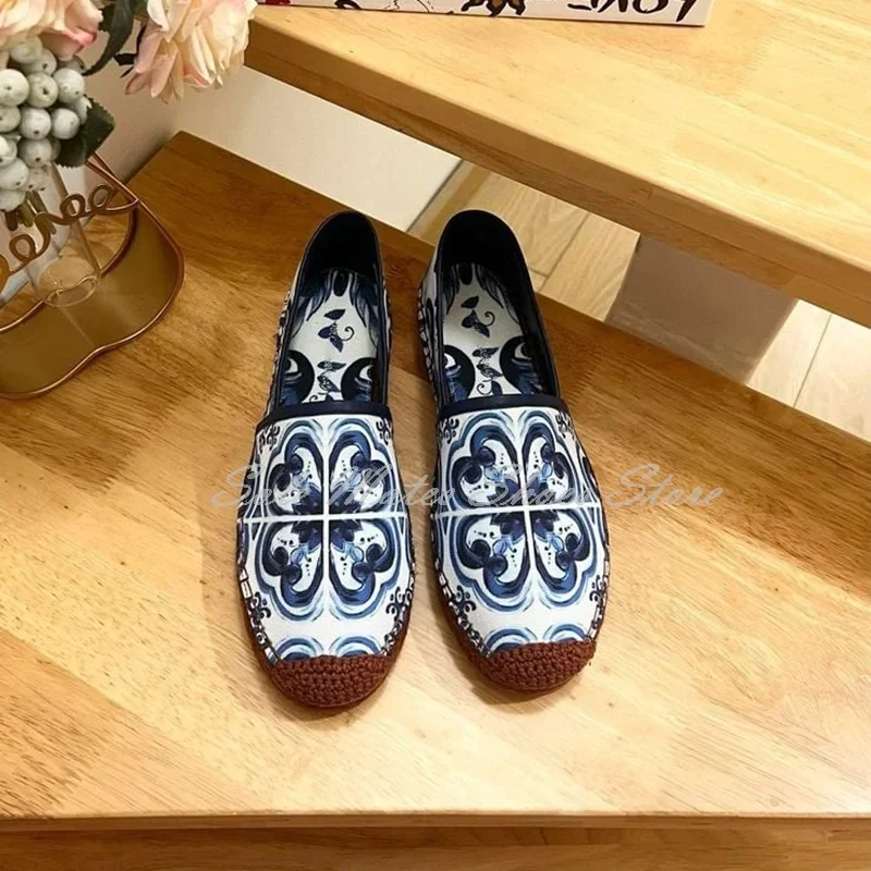 Retro Blue Pattern Women's Casual Shoes Ethnic Floral Canvas Soft Sole Flat Shoes Leisure Anti-Slip Handmade Ladies Shoes