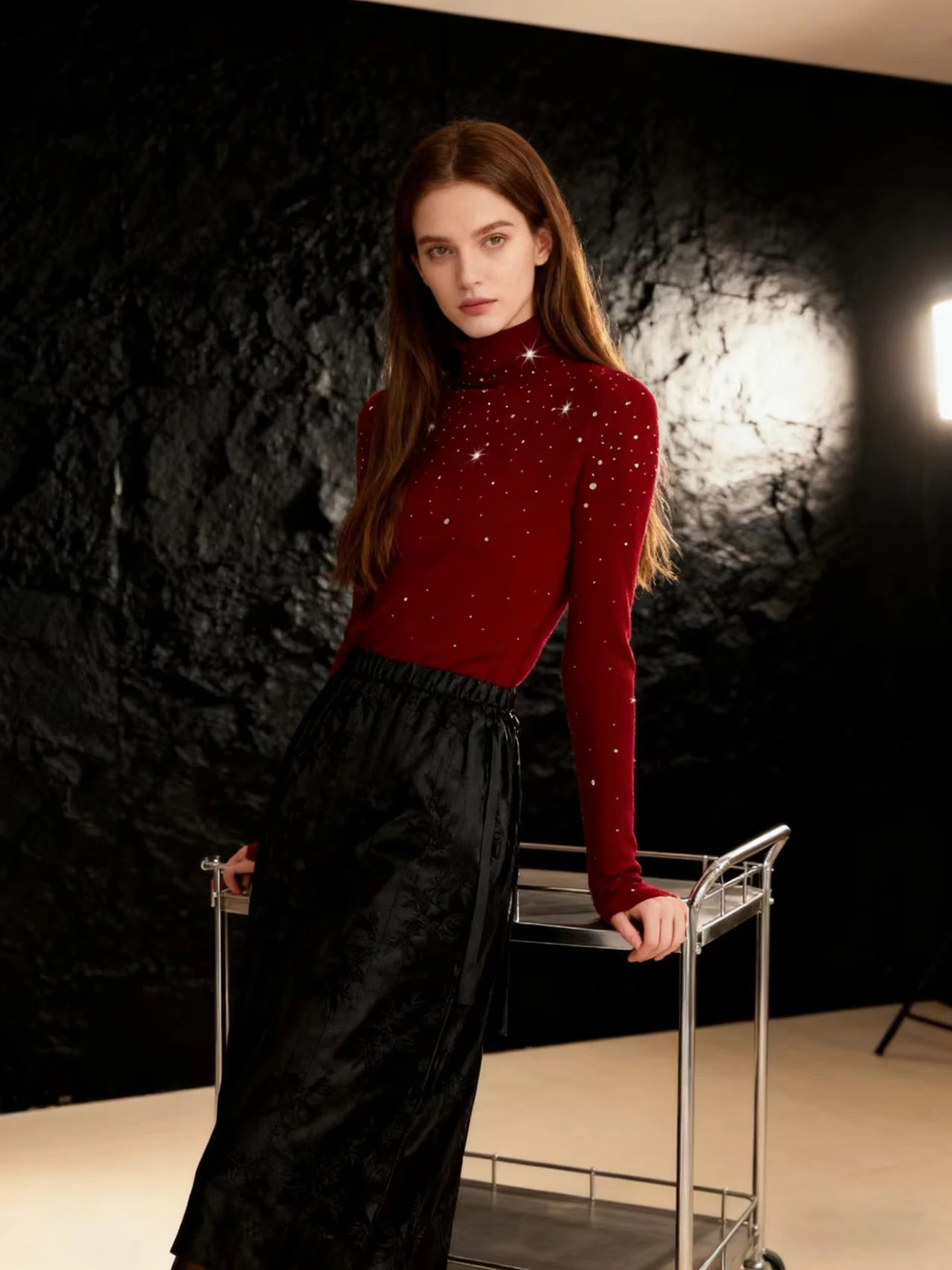 

HUAAPPUW Long Sleeve Knitted Sweater Women's Fashion Winter Warm Thermal Drill Decoration Inner And Outer Wear Red Sweater