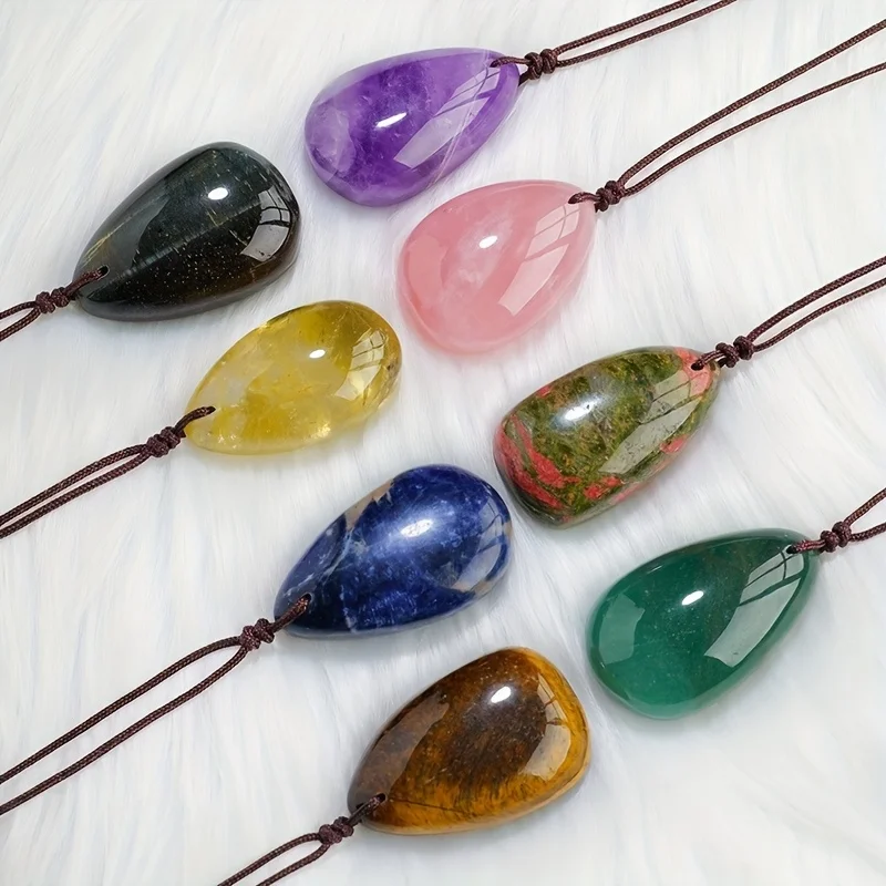 Natural Stone Egg Pendant, DIY Summer Women's Clavicle Necklace Ornament in the Shape of a Raw Stone Egg.