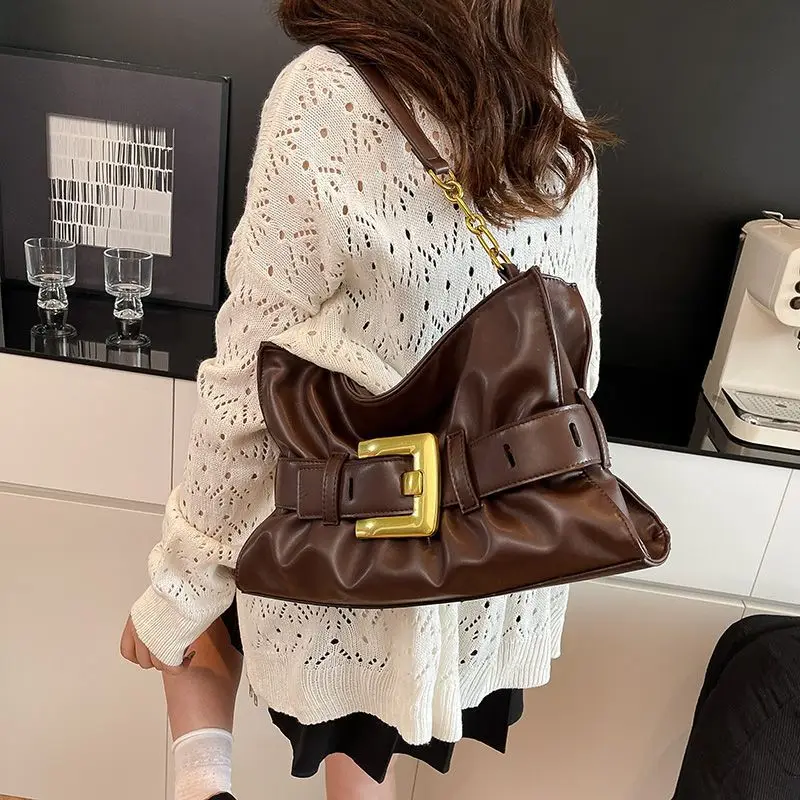 

Ins Стиль Высококачественная плиссированная сумка подмышки с большой пряжкой Женская новая изысканная сумка через плечо милого дизайна Изысканная индивидуальность