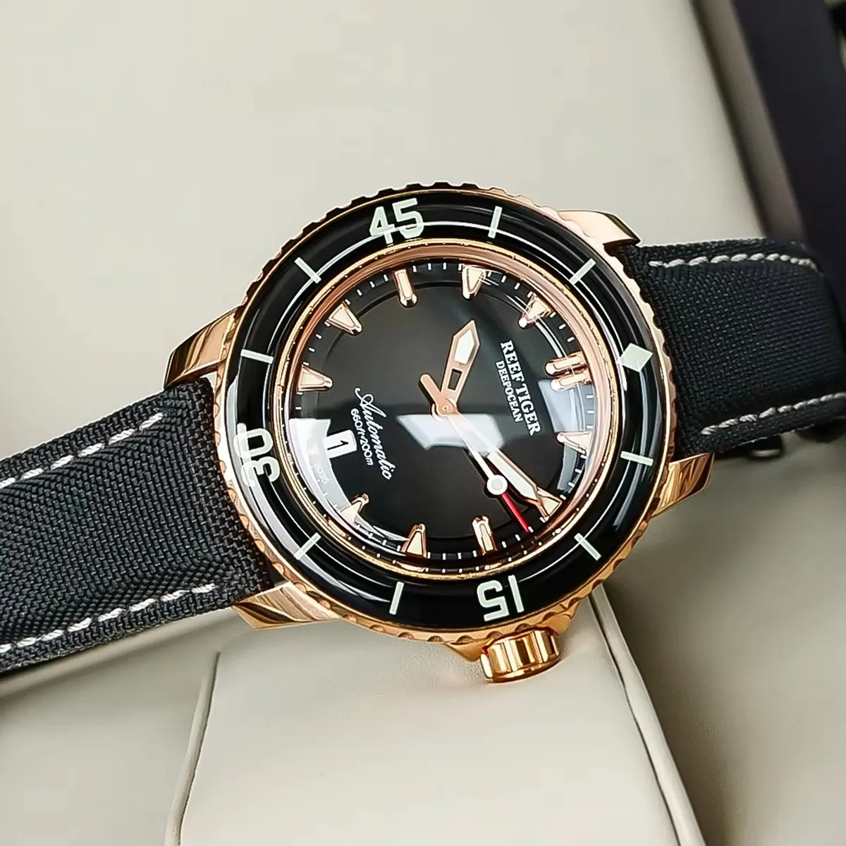Reef Tiger Men's Rose Gold Dive Watch with Date Super Luminous Function Automatic Movement Nylon Strap