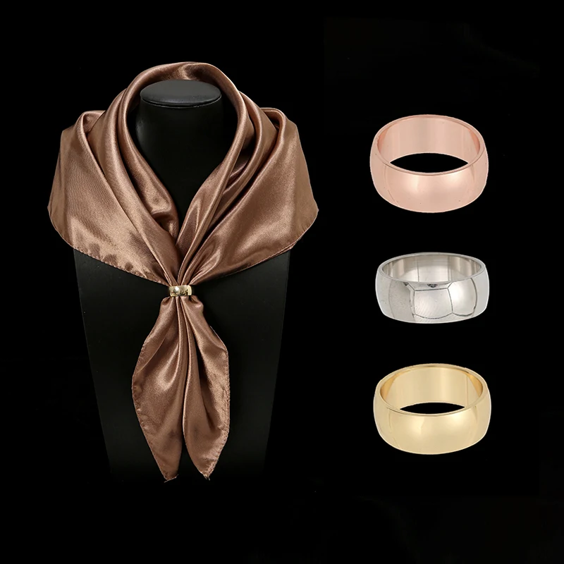 Fashion Pearl Rhinestone Brooches for Women Square Scarf Buckle Geometry Cross Brooch Pin Metal Ring Clothing Accessories