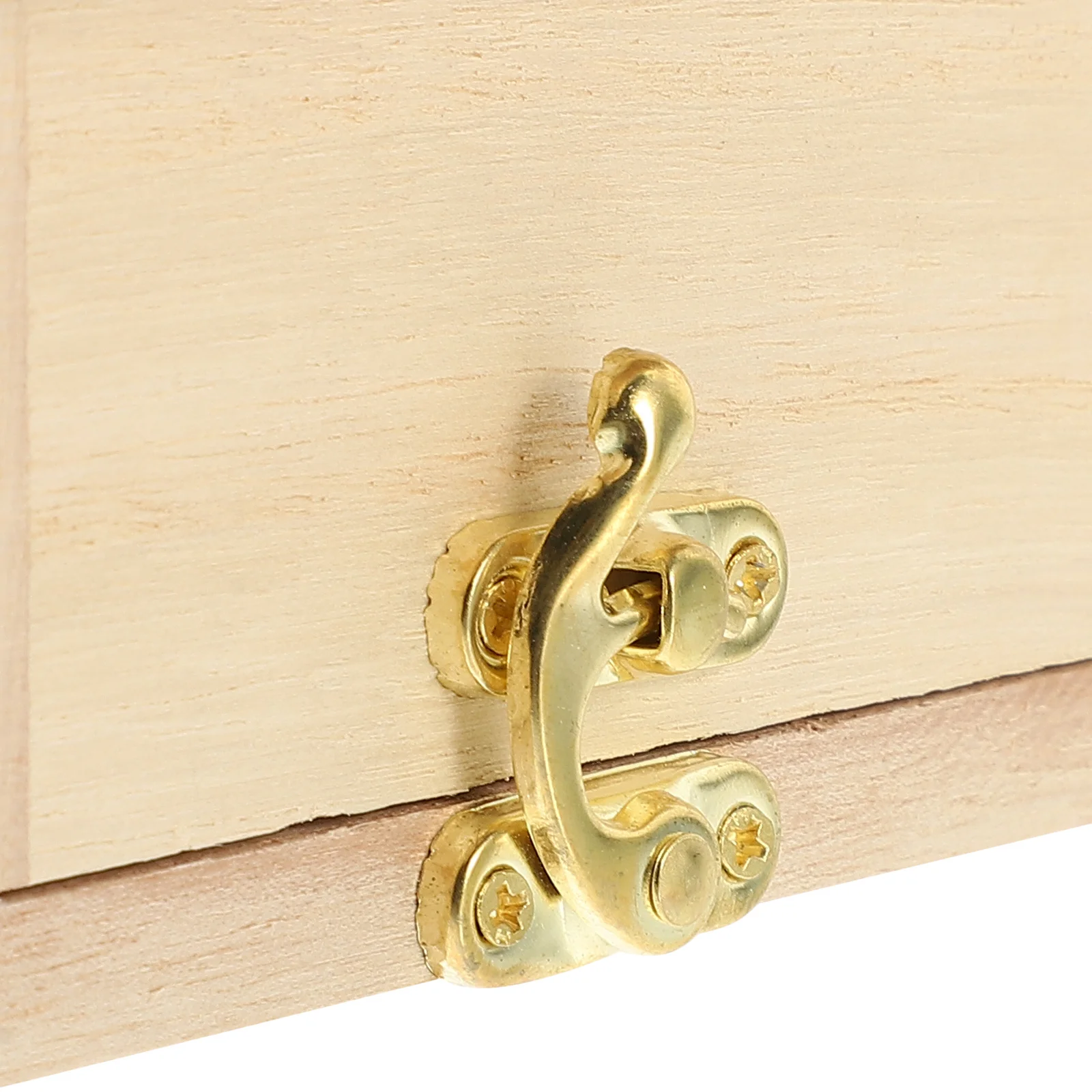 

Wooden Bird Nest Decoration Delicate Home Adornment Garden Ornament Random Size Desktop Decor for Office Store Party DIY