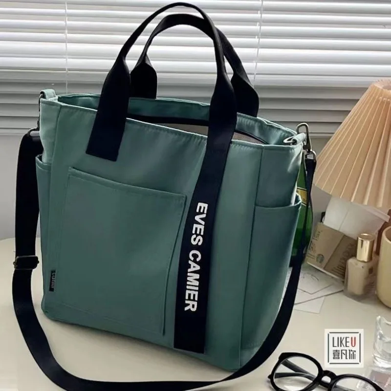 New waterproof and stylish tote canvas hand-held crossbody bag, versatile single shoulder hand-held bento lunch box bag - view 5