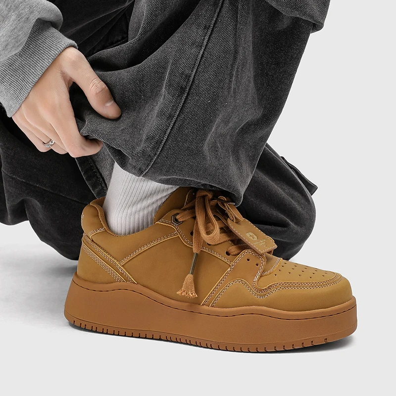 Mens shoes breathable, waterproof durable anti slip high quality thick sole shoes Sizes 38-45 Comfortable inners Casual