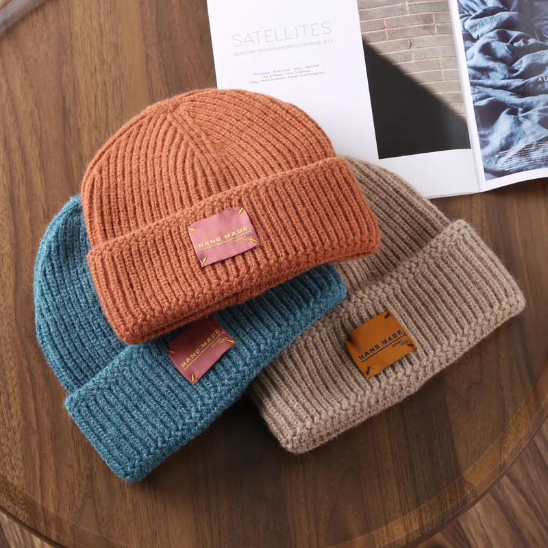 

B15 Small Fresh Paste Cloth Sewing Crimped Knitted Hat Outdoor Fashion Girl Student Couple Melon Hat Cold Hat Beanies