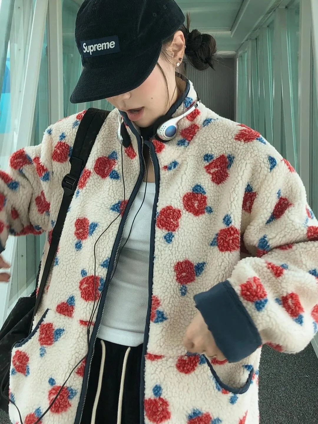 

Осенне-зимнее бархатное джато с принтом розы, женское свободное пальто в Корейском стиле, антивозрастное пальто Lazy Sle, повседневное Ele