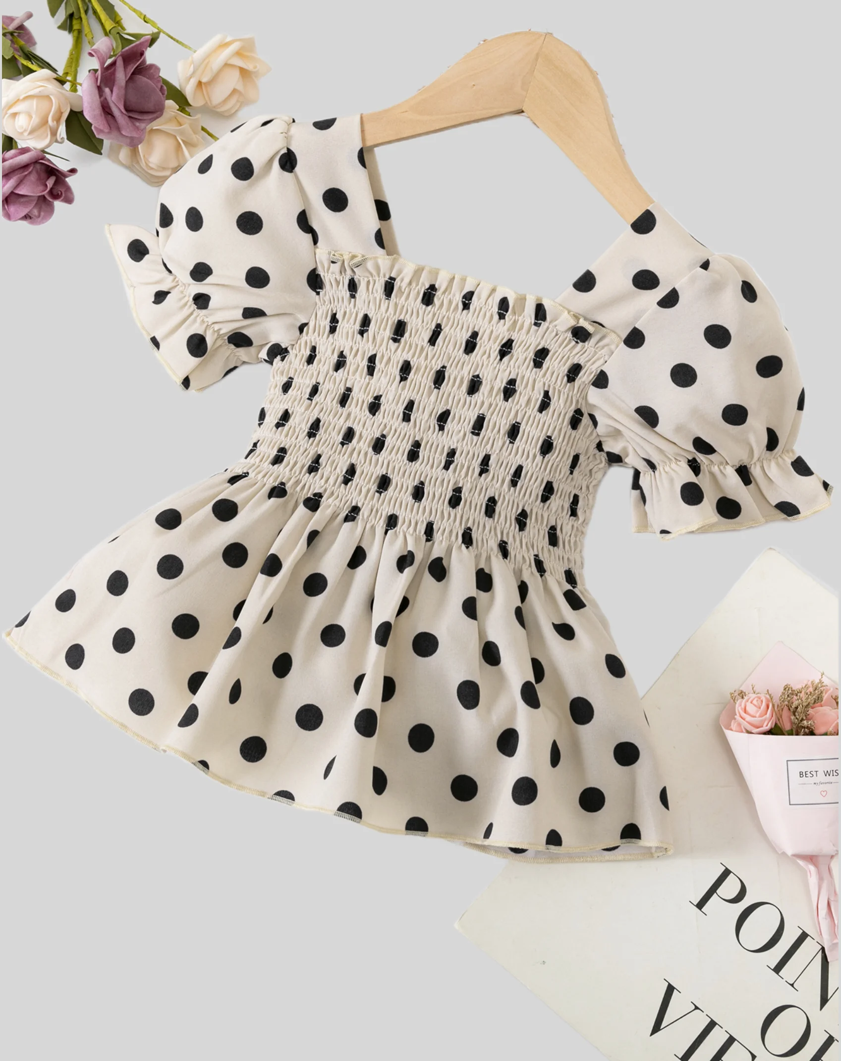 Summer rural style small wave dot shirt lace puffed sleeve cover belly folds design sense French waist temperament square collar