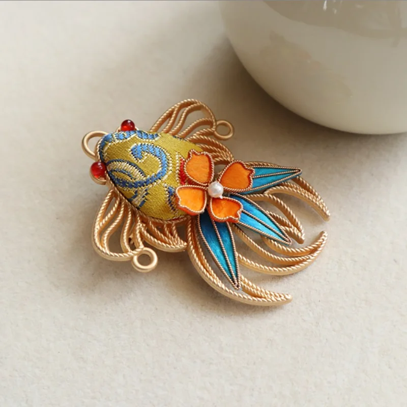 Handmade Velvet Koi Brooch Women Chinese Ancient Vintage Hanfu Cheongsam Brooch High-end Velvet Fish Brooch Gift For Women