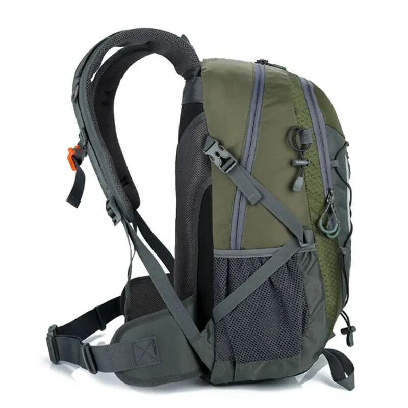 2023 New Outdoor Breathable and Waterproof Camping Hiking High Capacity Backpack