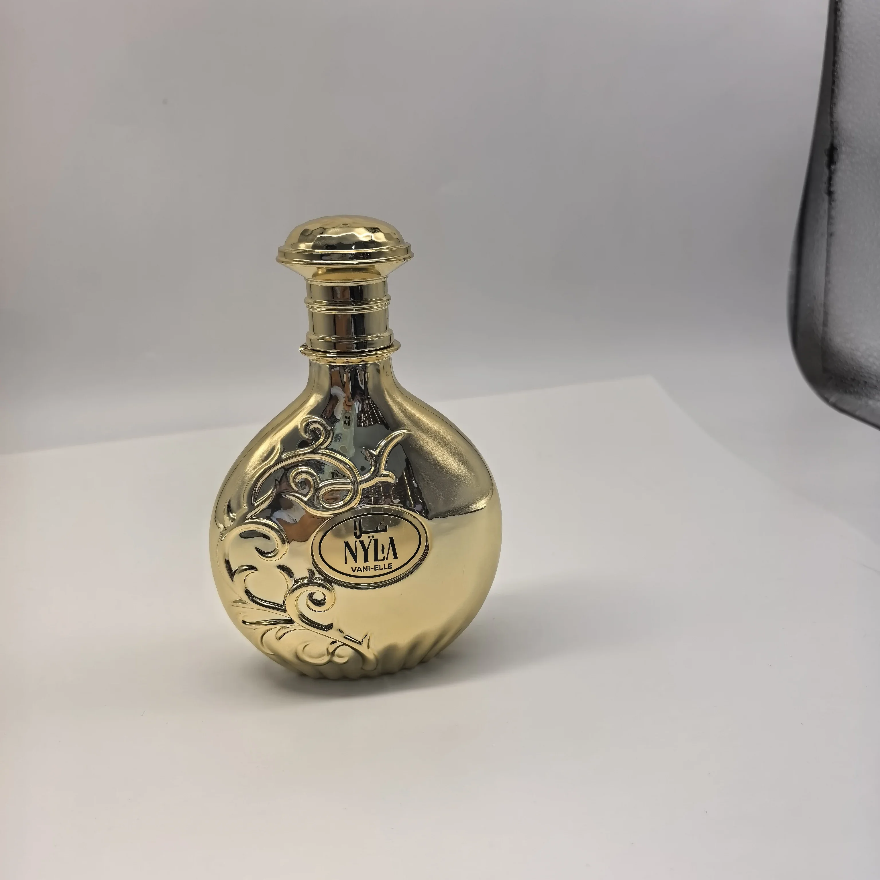 Nyla Vani-Elle Eau De Parfum 2,7 унции — теплый ванильный жасмин, стойкий парфюм унисекс, идеальный подарок на Хэллоуин и Рождество