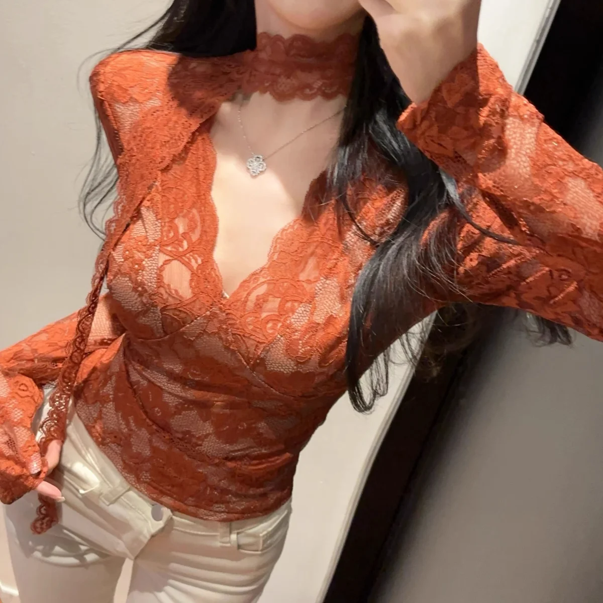 Frauen Frühling Sexy Spitze V-ausschnitt Shirt Top Chic Slim Fit Y2K Reine Verführerische Stil Shirt Top