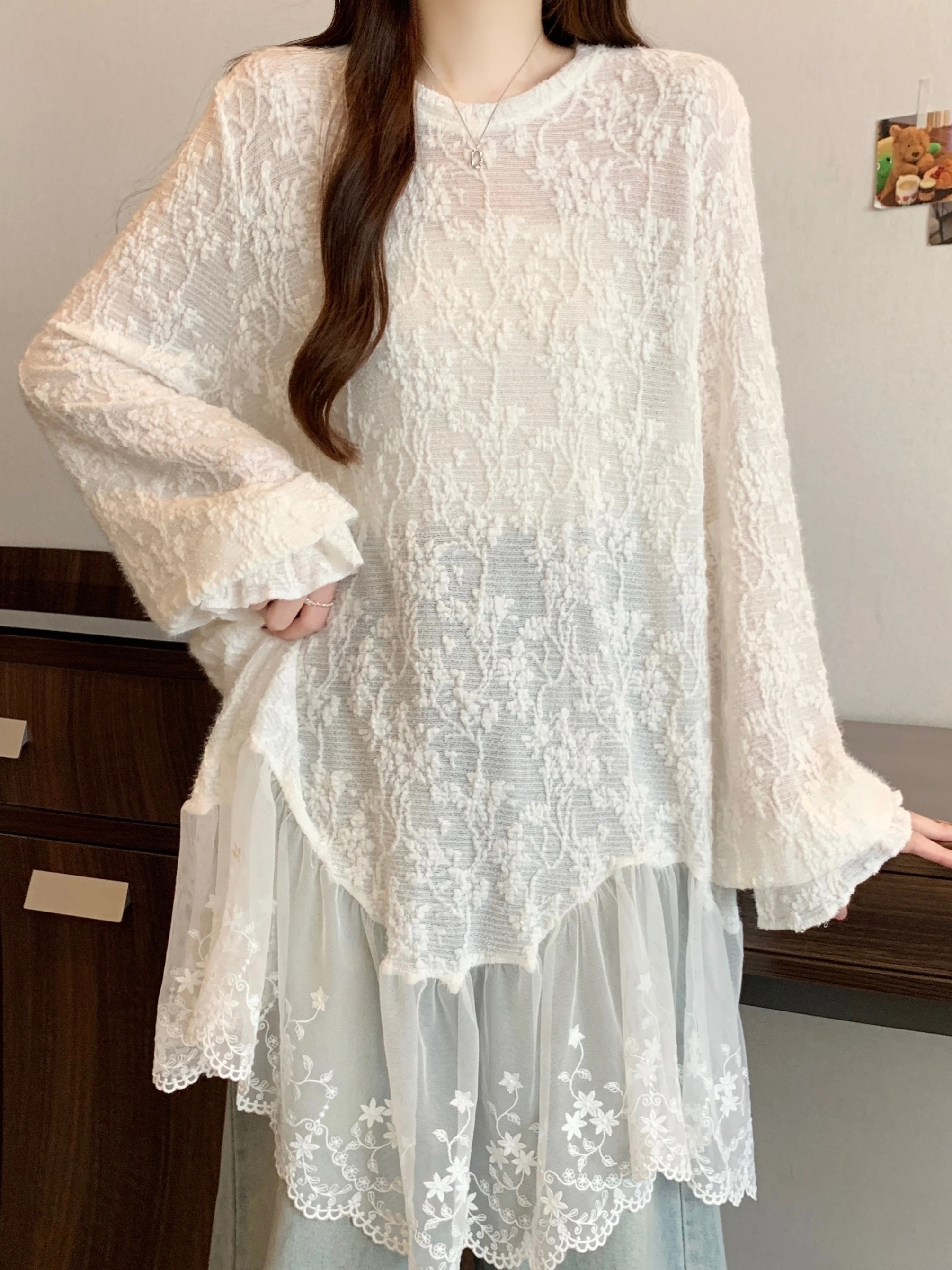 

Loose Lace Embroidery T-Shirt Large Size Women's Mid-Length Long Sleeve round Neck Base Shirt Top Spring Early Season Casual ...