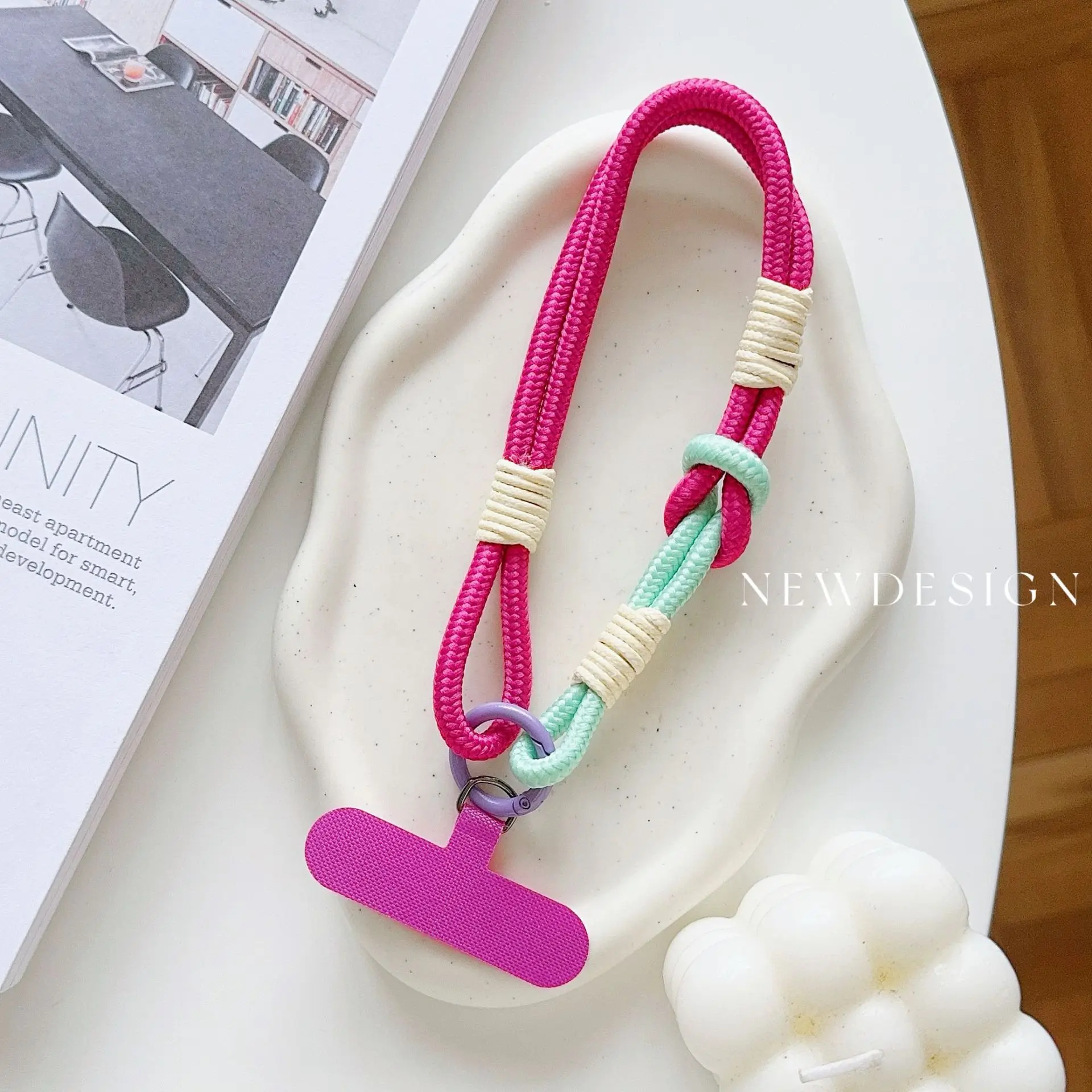 Correia de telefone universal moda criativa corrente curta para novos casos de telefone dopamina dos desenhos animados pulseira de pulso