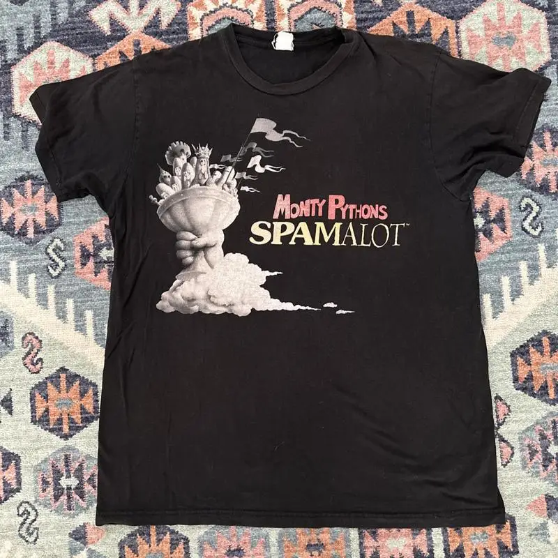 Monty Python Äôs Spamalot Black T Shirt XL I'm not dead yet on back