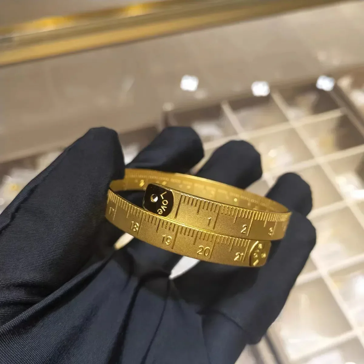

9999 real gold 24K Love in close bracelet love measure bracelet open bracelet