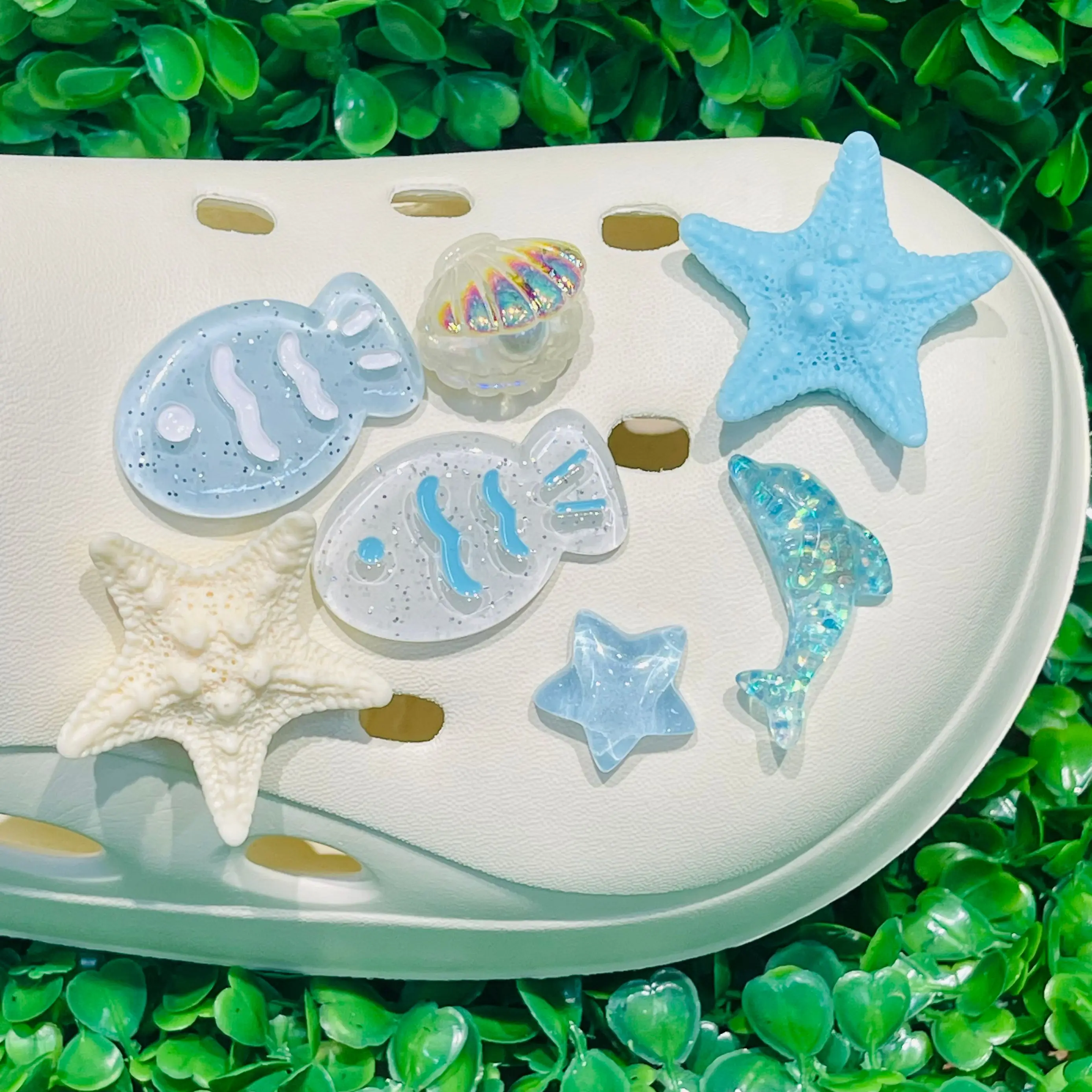 1-6pcs Blue Dolphin Whale Resin Shoes Buckle Charms Boys Girls Starfish Adorable Slipper Decorations DIY Backpack