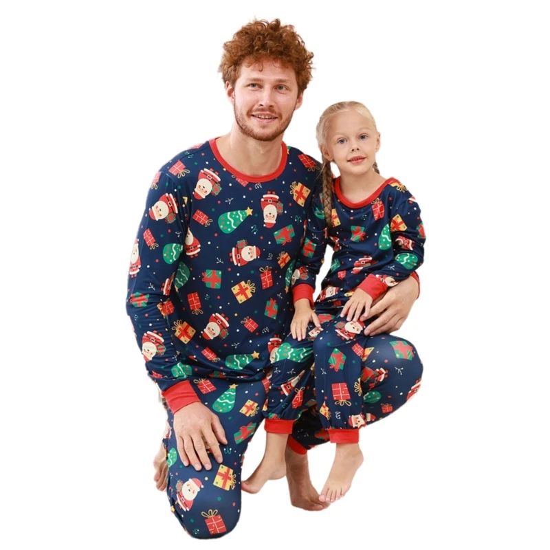Trendy Holiday Themed Sleepwear Christmas Pattern Family Pajama Set Breathable