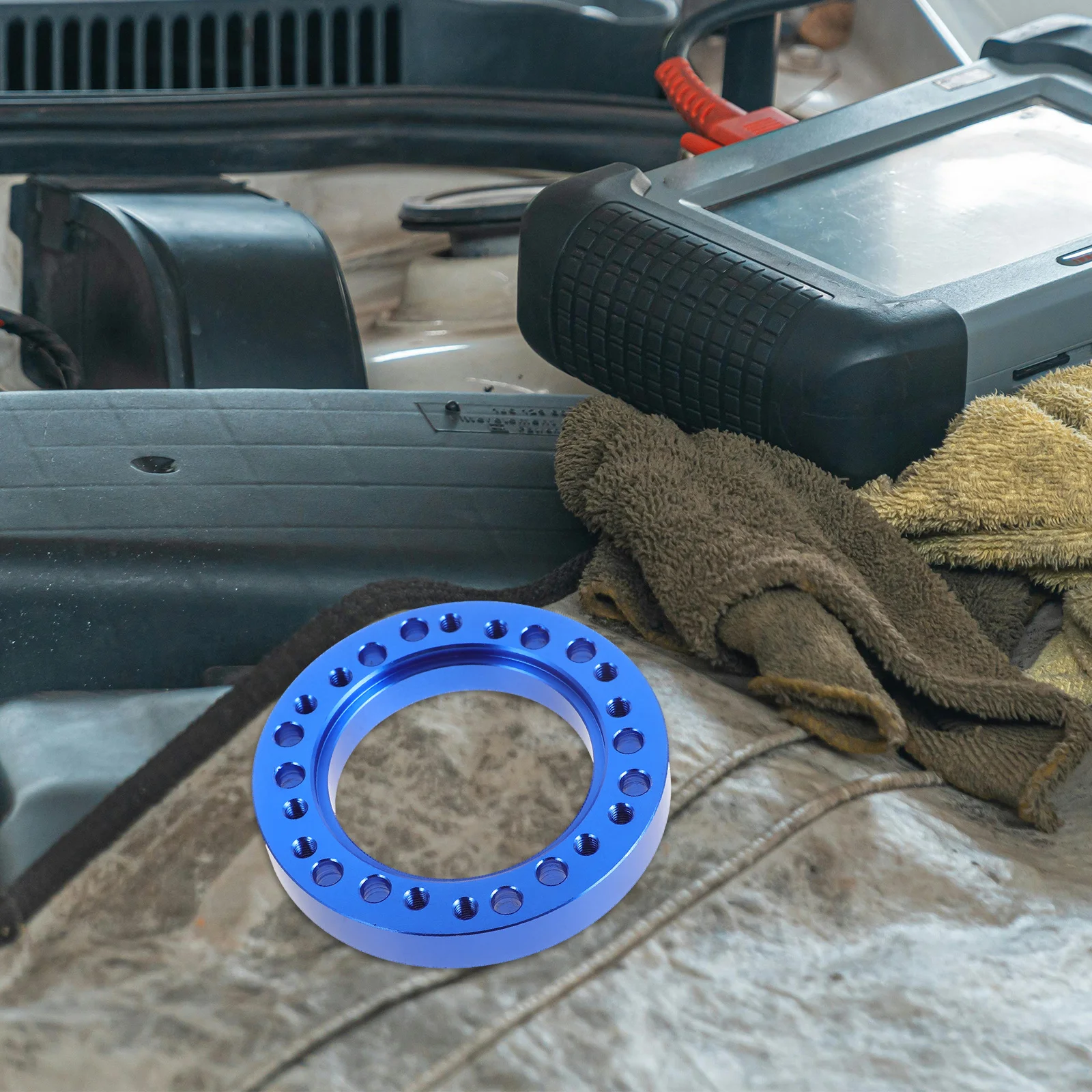 高められたステアリングホイールスペーサー 耐久性のある素材 自動車アクセサリー DIY サプライ 簡単なセットアップ 車両改造パーツ