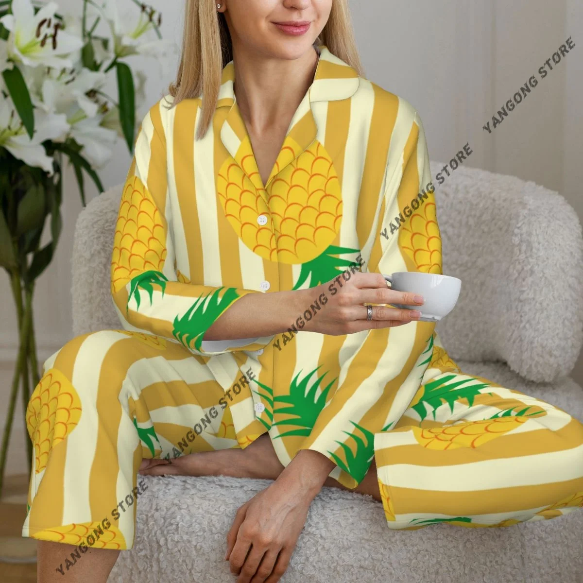 

Pineapple Background Womens Pajamas Loungewear Two-piece Sleepwear Button-Down Full Sleeve Long Pajamas Set