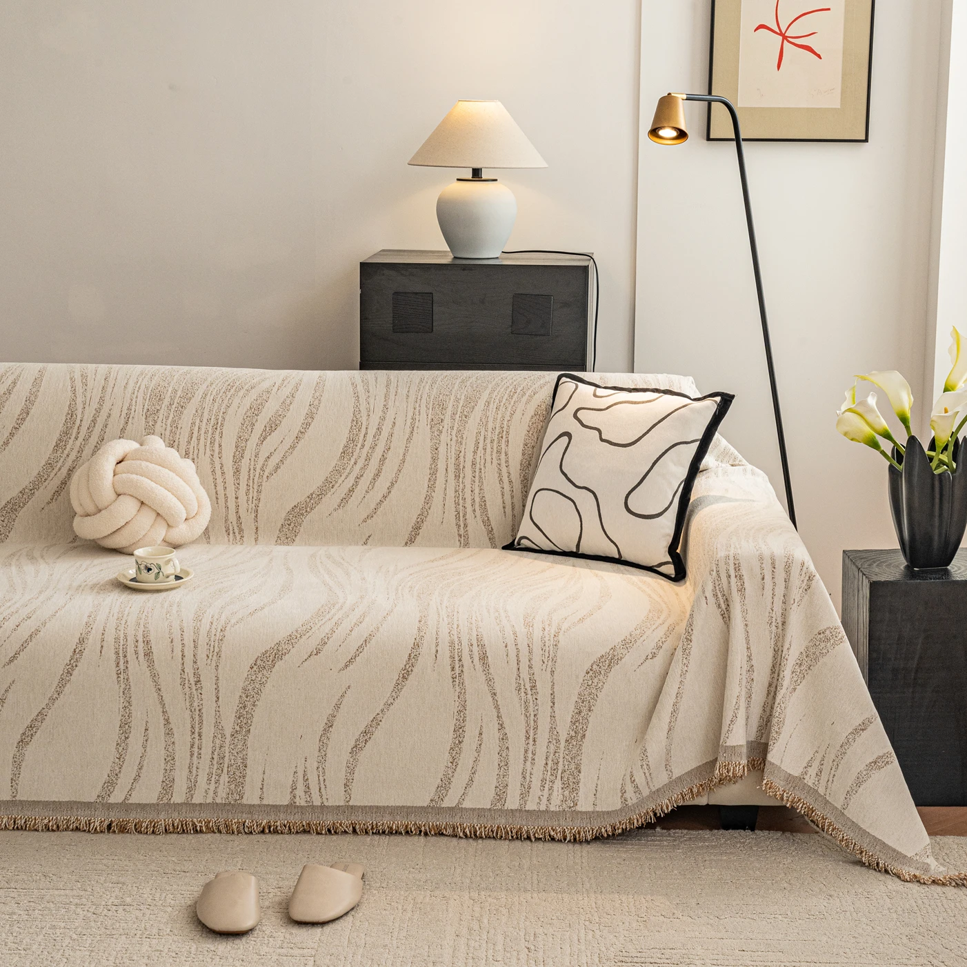 1PC Nordic Wavy Pattern Sofa Throw Towel With Tassels For All Aeasons One-Piece Full Cover Easy to Lay Beautify Your Living Room