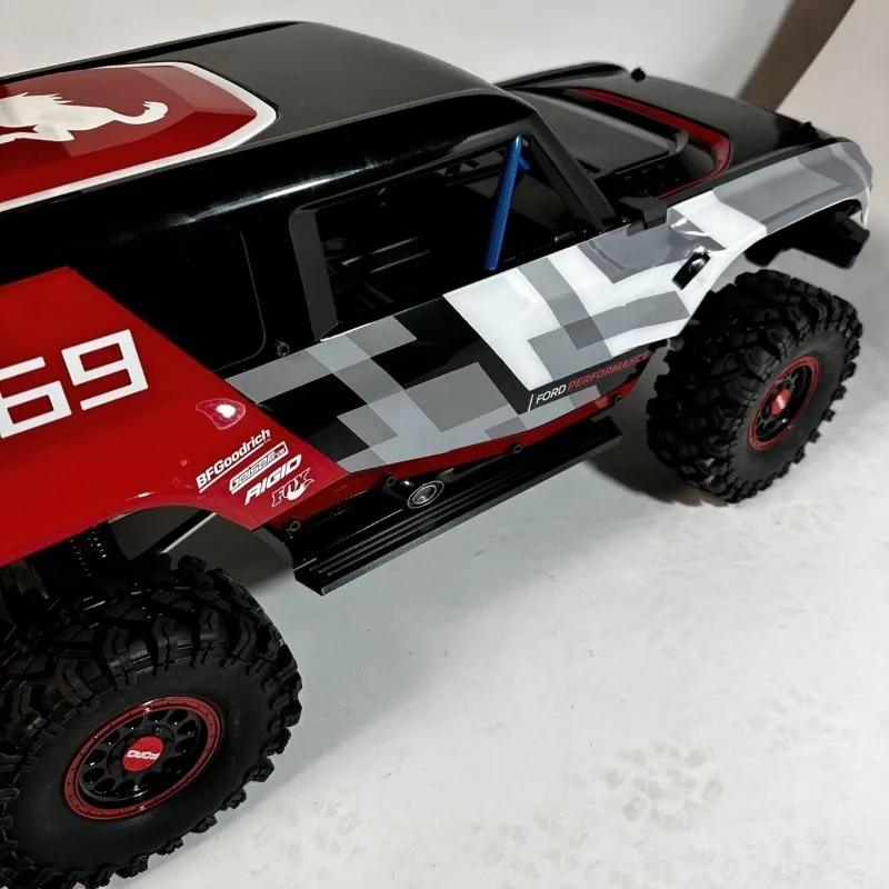H8P Pedals for 1/8 MJX H8P RC Car, 1 Pair Foot Rest, Exterior Upgrade Parts for RC Off-Road Crawler Truck Modification