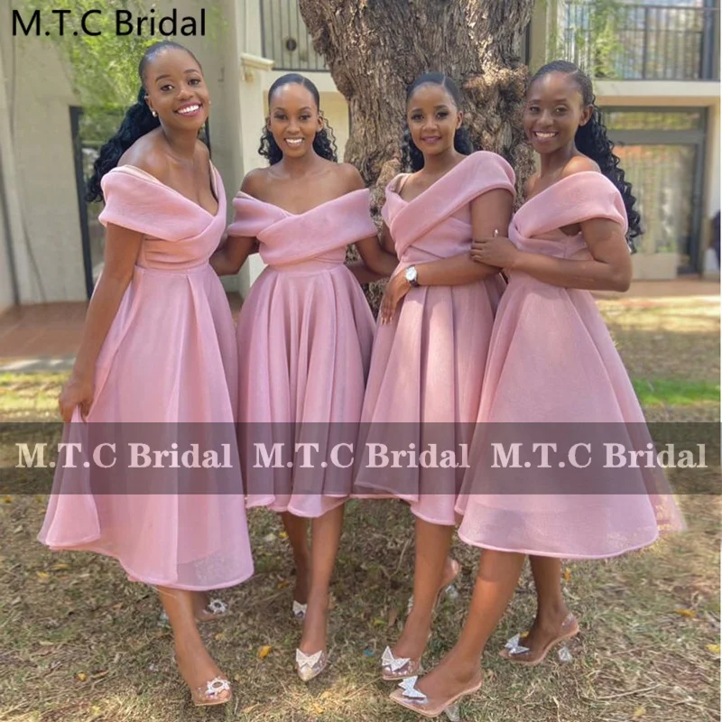 Short Pink Bridesmaid Dresses Off The Shoulder A Line Organza Black Girls Wedding Party Gowns For Maids Of Honor Wholesale