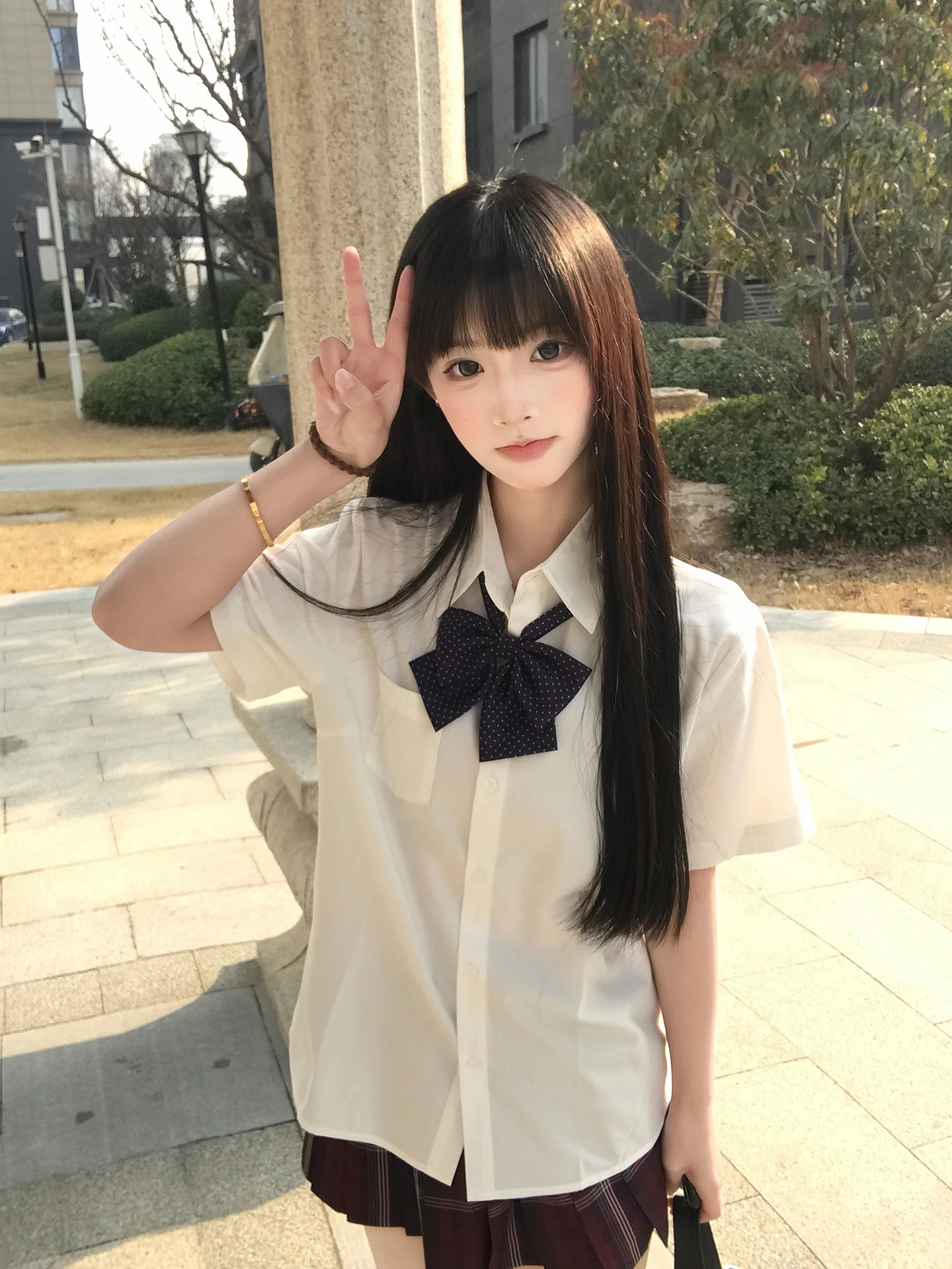 

Women's Bamboo Fiber JK Uniform Inner Shirt Basic Style Versatile Blouse Breathable Straight Tube Short Sleeve Button up