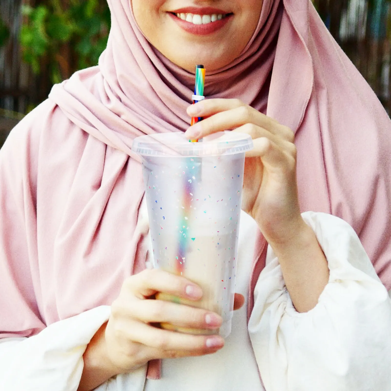 

1Set Rainbow Straw Cup Large Capacity Plastic Drinking Cup Household Beverage Container Portable Plastic Straw Mug for Juice