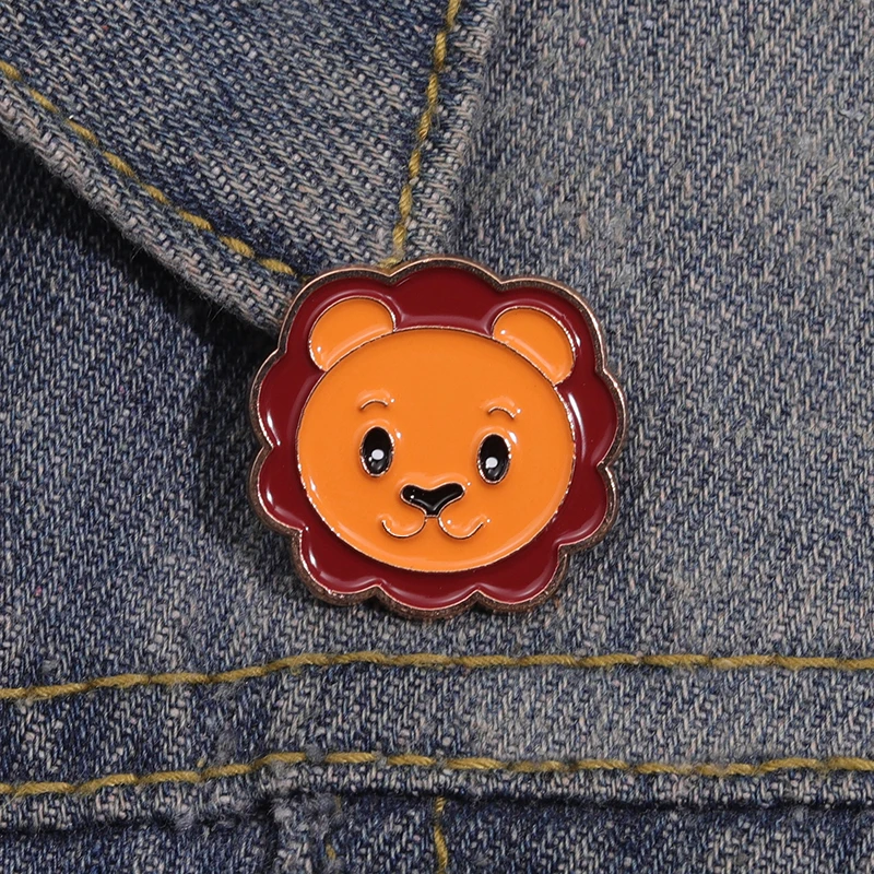 

Cute Cartoon Lion Enamel Pins Funny Animals Brooches Jewelry Shirt Collar Lapel Badge Backpack Fashion Accessories Wholesale