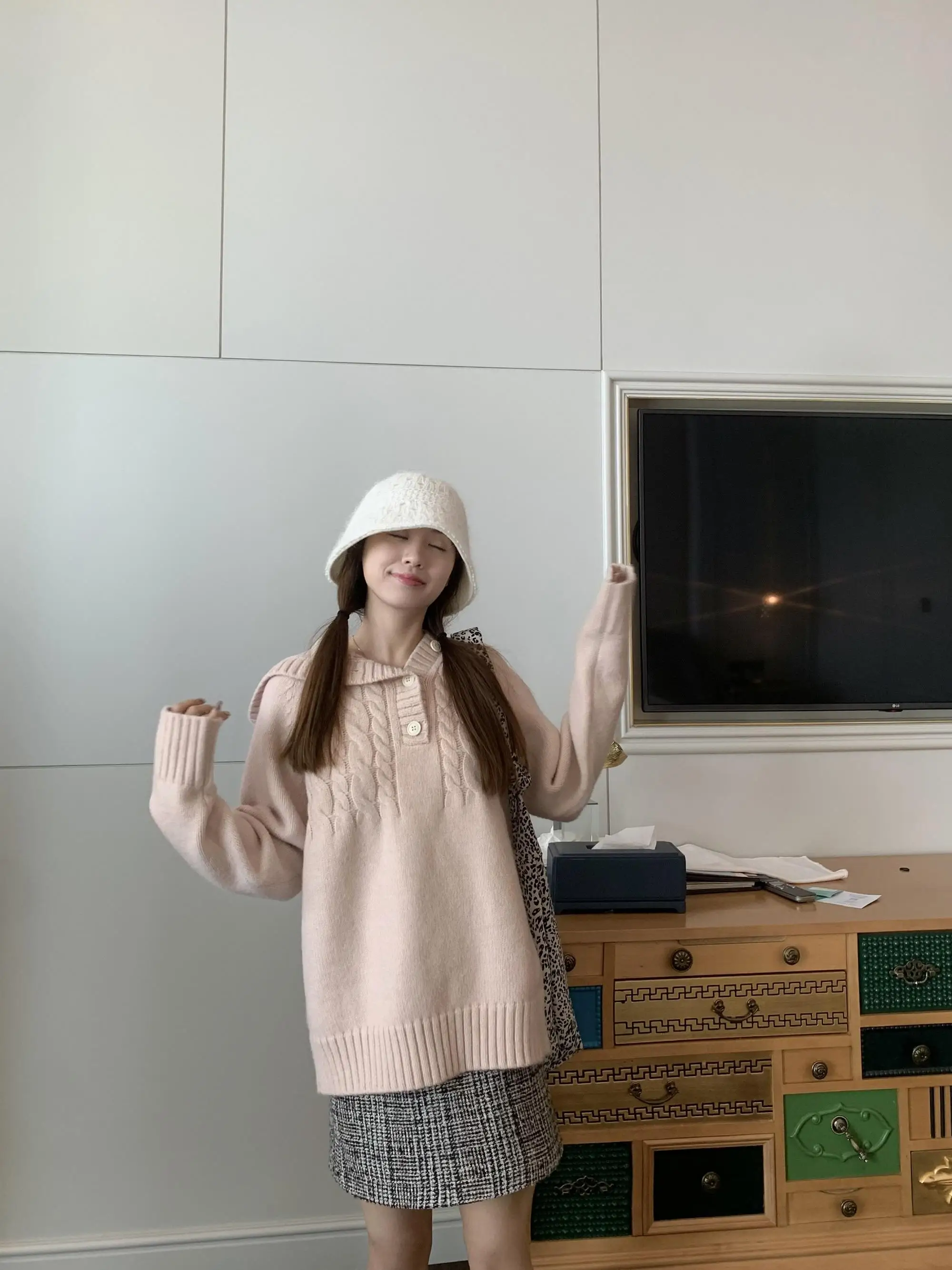 

Thickened Woolen Twisted Sweater Overhead Style Women's Knittedwear Thick Heavy Autumn Winter Fashion for Young Girls