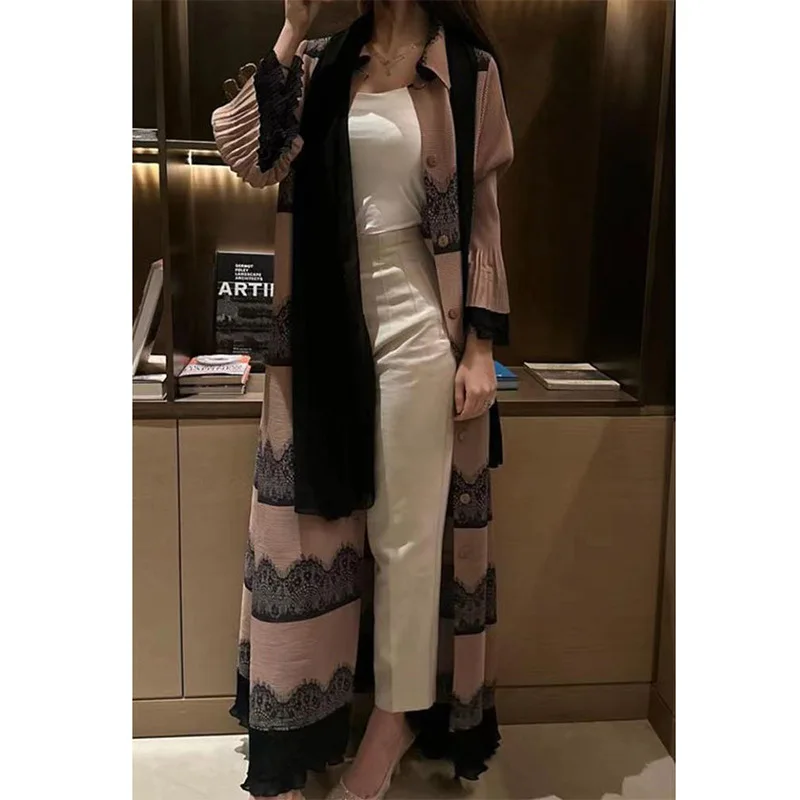 

2024 Autumn New Women's Polo Collar Long Sleeve Coat with Ribbed Pleated Lace Splice Elegant Robe Women's Loose Large Size Dress