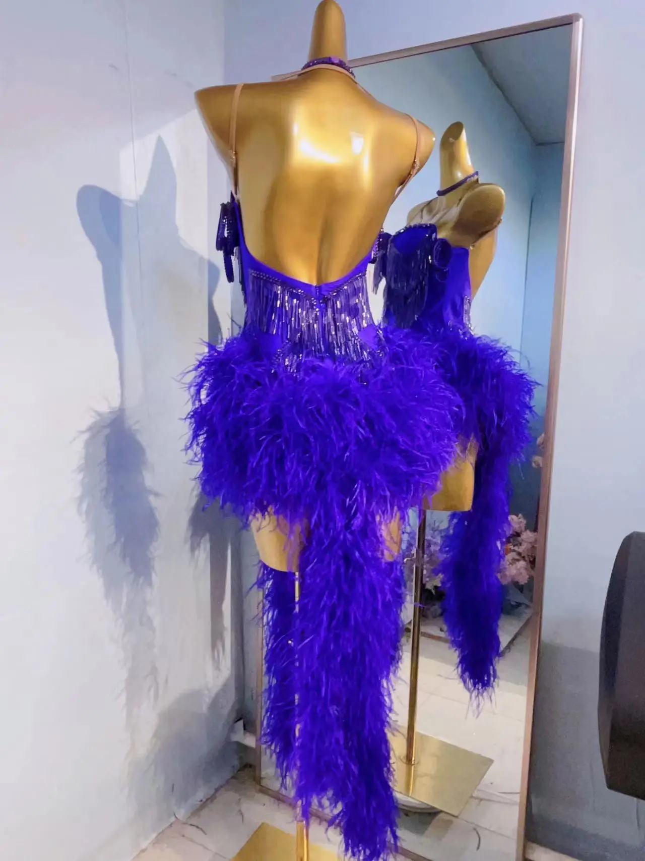 2024 New Latin Dance Performance Dress Customized Feather Luxury Diamond Tassel Dress Ball Chacha Lombard High end Dance Dress