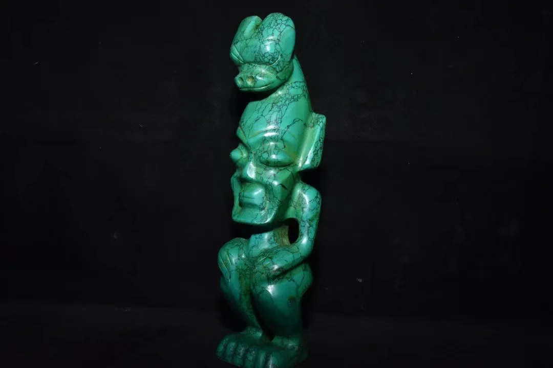 Rare old  Antique primitive turquoise Mythical Beast small ornaments Hongshan Culture is 4000 to 3000 BC