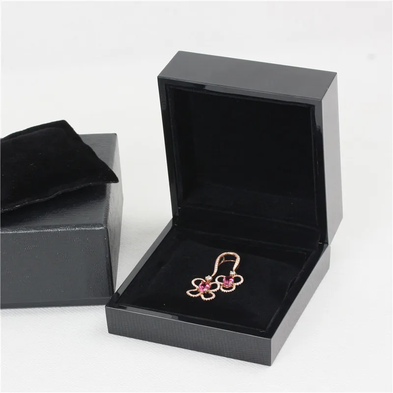 9*9.5*5cm Paint Portative Upmarket  Square Black Boxes  Jewelry Box for  Earring  ring  snap jewelry or Any  Jewelry GIift